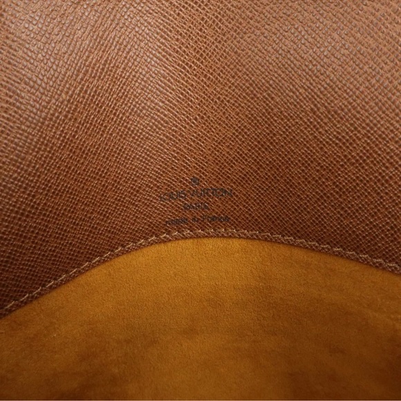 Louis Vuitton Musette Tango Short Strap Monogram Shoulder Bag - Picture 15 of 16